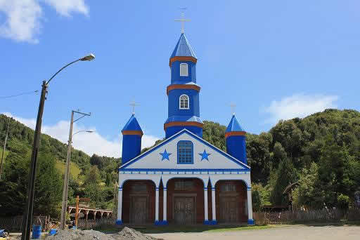 Iglesia de Tenaun en Chiloe